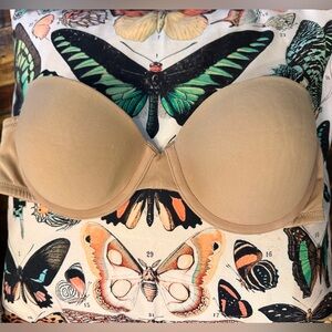 VS nude strapless bra✨